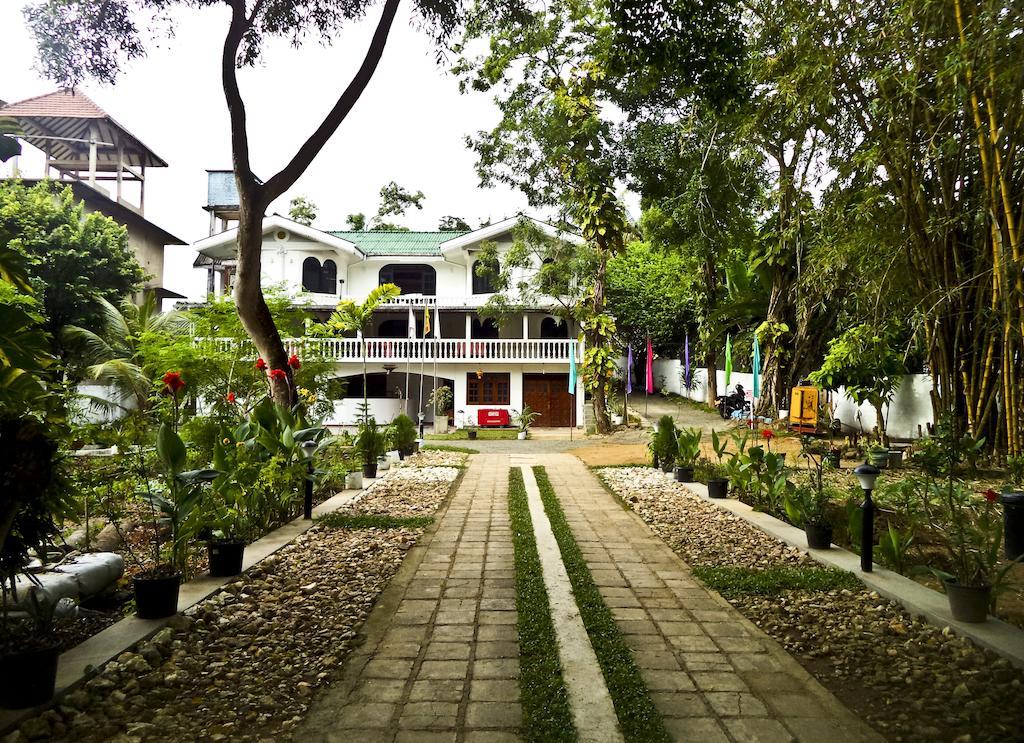 Latheena Resort Weligama Exterior foto